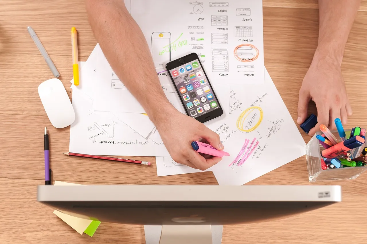 How to Build an MVP: Easy-to-Follow Guide for Founders